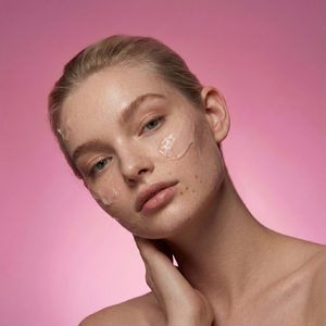 Alfabetul Frumuseții: Ghidul tău pentru descifrarea ingredientelor care contează