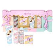 Set cadou Petits Délices Candy 4 produse pentru baie si ingrijire corporala, IDC Institute, 275 g, 99324