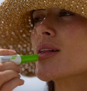 Masca de buze stick cu Aloe Vera, hidratanta si calmanta, IDC Institute 44123